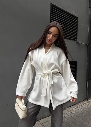 Теплый женский кардиган с поясом