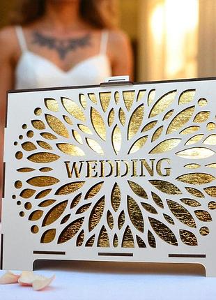 Дерев'яна коробка на весілля 29х22х20см весільна скарбниця із золотим wedding коробочка для грошей і конвертів скриня скарбничка