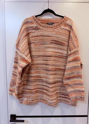 Стильний светр великий розмір