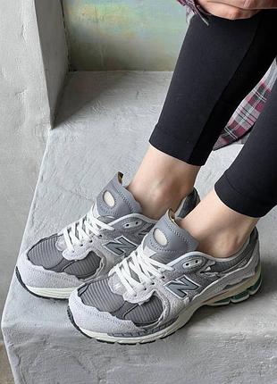 Женские кроссовки new balance