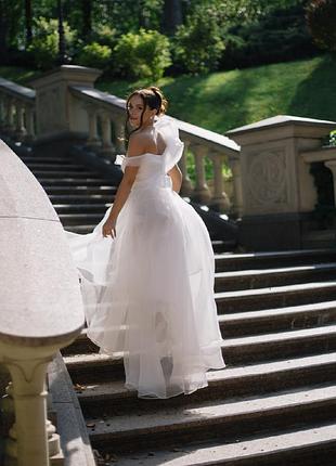Весільна сукня