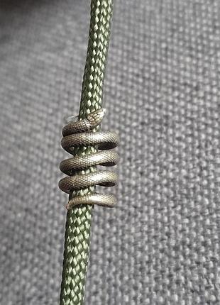 Намистина змея