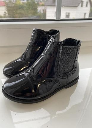 Чобітки челсі