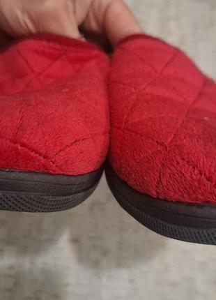 Домашние теплые тапки женские.