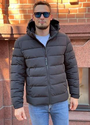 Минималистичная прошитая матовая мужская куртка