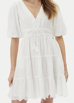 Сукня з прошви