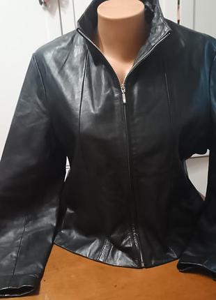 Женская кожаная куртка