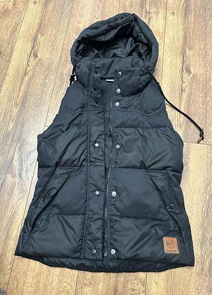 Жилет утеплений reebok