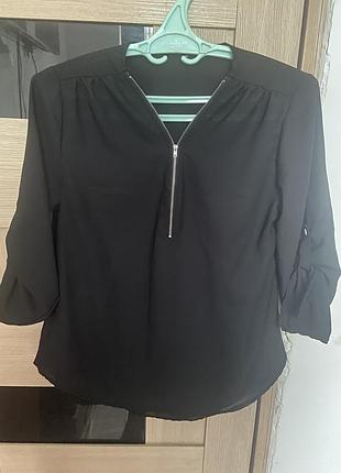 Жіноча блузка