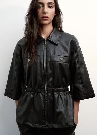 Блейзер под кожу zara