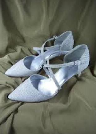 Гарні босоніжки для танців під срібло 40