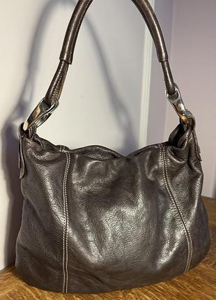 Шкіряна сумка . швейцарія