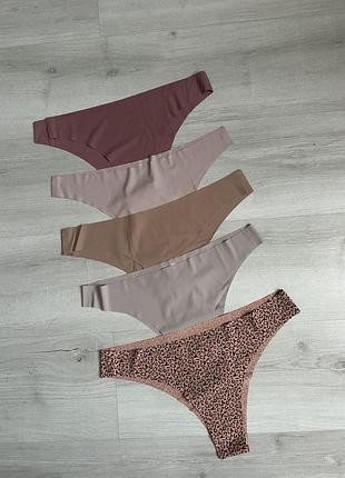 Набор бесшовных трусов