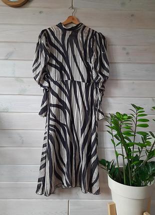 Платье праздничное