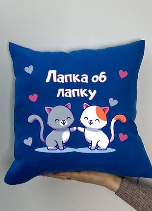Подушка з принтом габардинова лапка об лапку, синя 35х35 (1679)