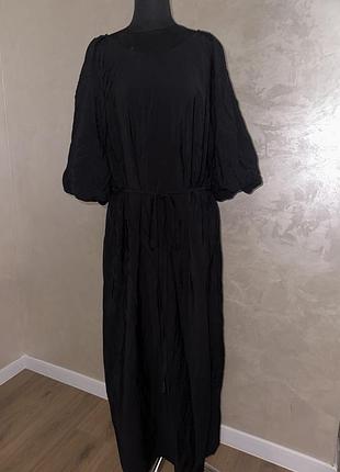 Стильне плаття з рукавами ліхтарі