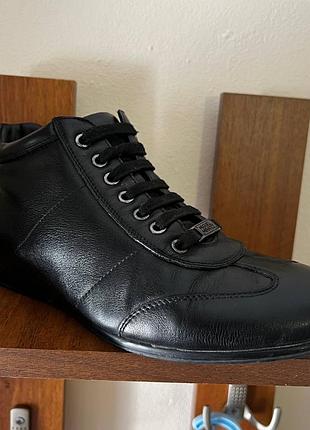 Продам чоловічі черевики в ідеальному стані