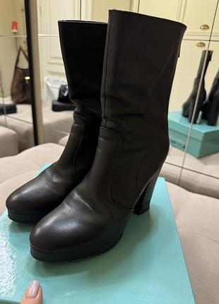 Сапожки жіночи