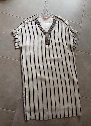 Стильное милое платье прямая