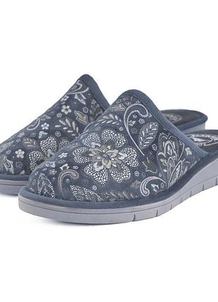 Удобные тапочки jomix