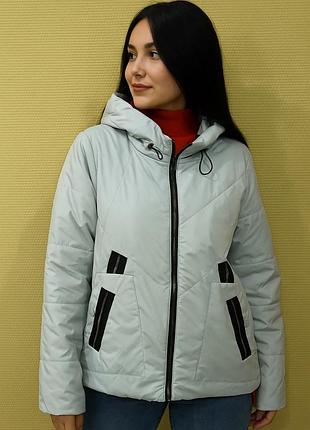 Мятная куртка деми