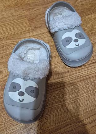 Тапки тапочки крокси