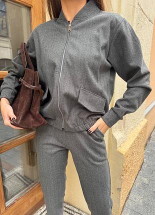 Кашеміровий костюм