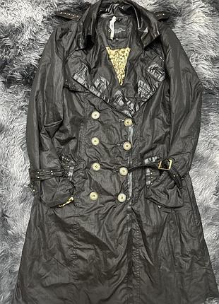 Фірмовий тренч 😍
