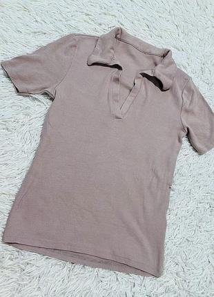 Бежева футболка в рубчик