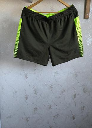 Спортивные шорты с карманами m&amp;s active