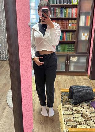 Женские джинсы