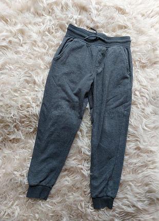 🩶🩵💙 добротные серые брюки на 6-7 лет