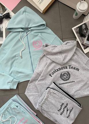 Якісний спортивний костюм з подвійним капюшоном