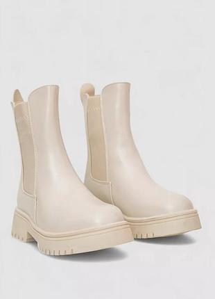 Зимові жіночі чоботи челсі