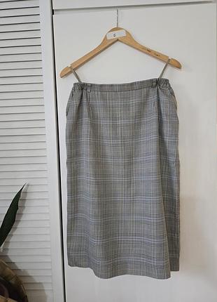 Спідниця міді m/40 l у клітинку