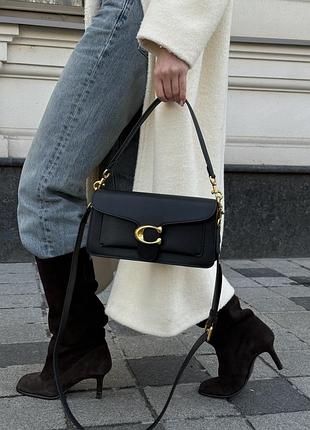 Сумка coach tabby shoulder bag in signature canvas black/gold