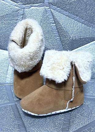 Чоботи пінетки зимові для малят 18 розмір (11 см устілька) теплі дитячі для дівчинки взуття на зиму.