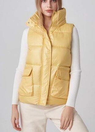 Жилетка женская с двумя большими карманами