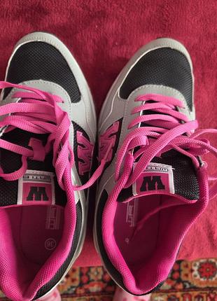 Кроссовки 36 размер