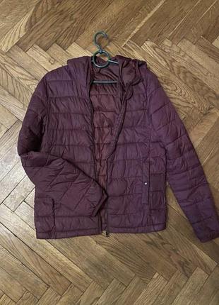 Бордова куртка