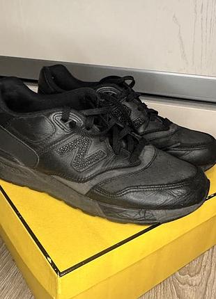 Шкіряні чоловічі кросівки new balance модель 597