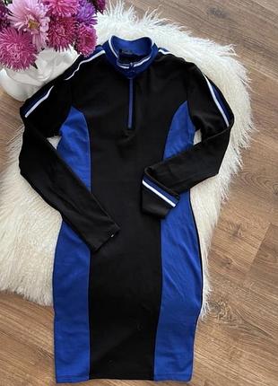 Плаття в спортивному стилі