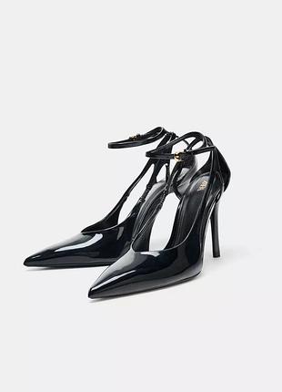 Туфлі жіночі чорні лаковані zara new