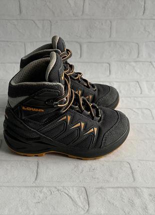 Детские ботинки lowa innox gore-tex 27 размер ботинки сапоги оригинал