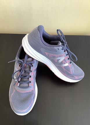 Кроссовки женские для бега и ходьбы р.38