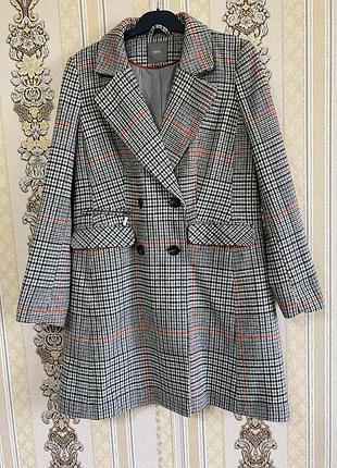 Стильне пальто під шерсть, сіре осіннє пальто