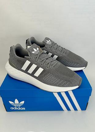 Кроссовки adidas swift run 22