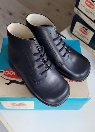 Ортопедические ботинки на осень.