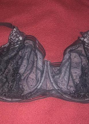 Бюстгальтер