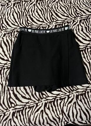 Шорти-спідниця